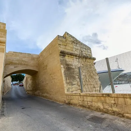 A Lovely, 1br With Lovely Views In By 360 Estates Lägenhet Senglea