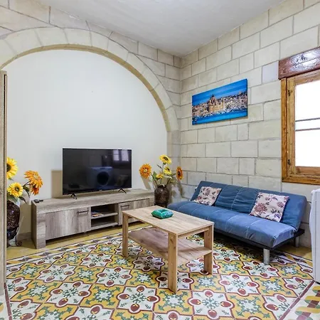 A Lovely, 1br With Lovely Views In By 360 Estates Senglea