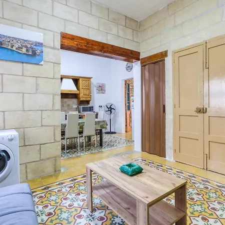 A Lovely, 1br With Lovely Views In By 360 Estates Apartment