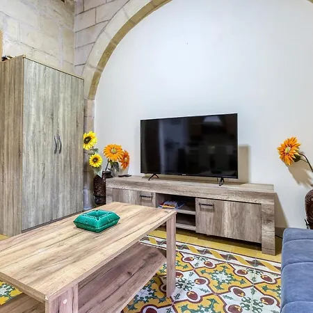 A Lovely, 1br With Lovely Views In By 360 Estates Apartment Senglea