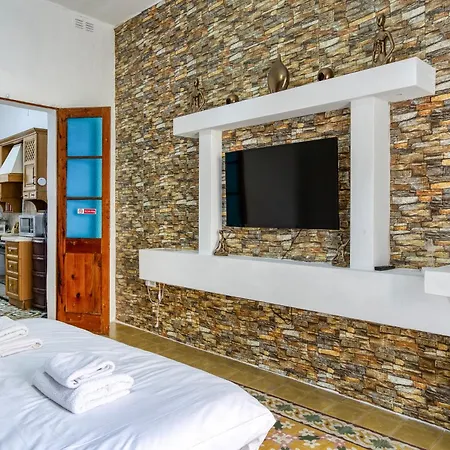 A Lovely, 1br With Lovely Views In By 360 Estates * Senglea